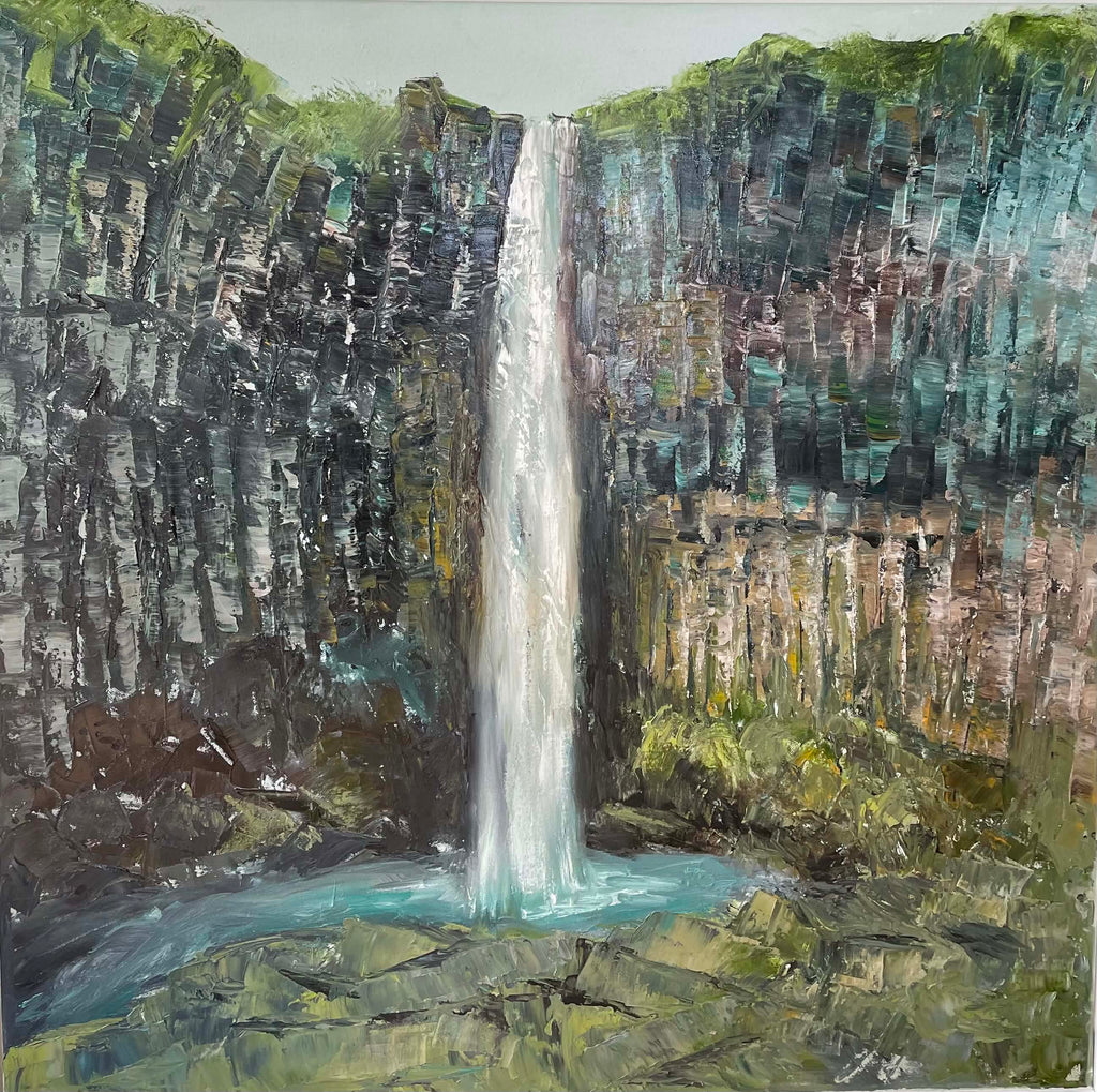Stuðlabergsfoss - Waterfall in a canyon of basalt columns